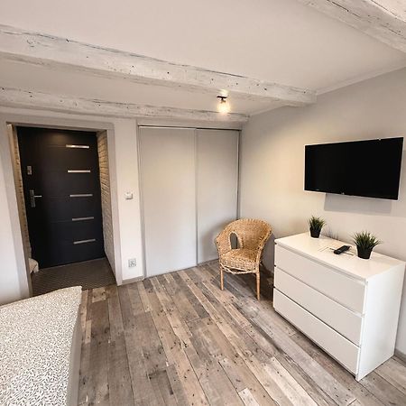 Apartament Z Widokiem Na Pomnik Kopernika - Rynek Staromiejski Stary Toruń المظهر الخارجي الصورة