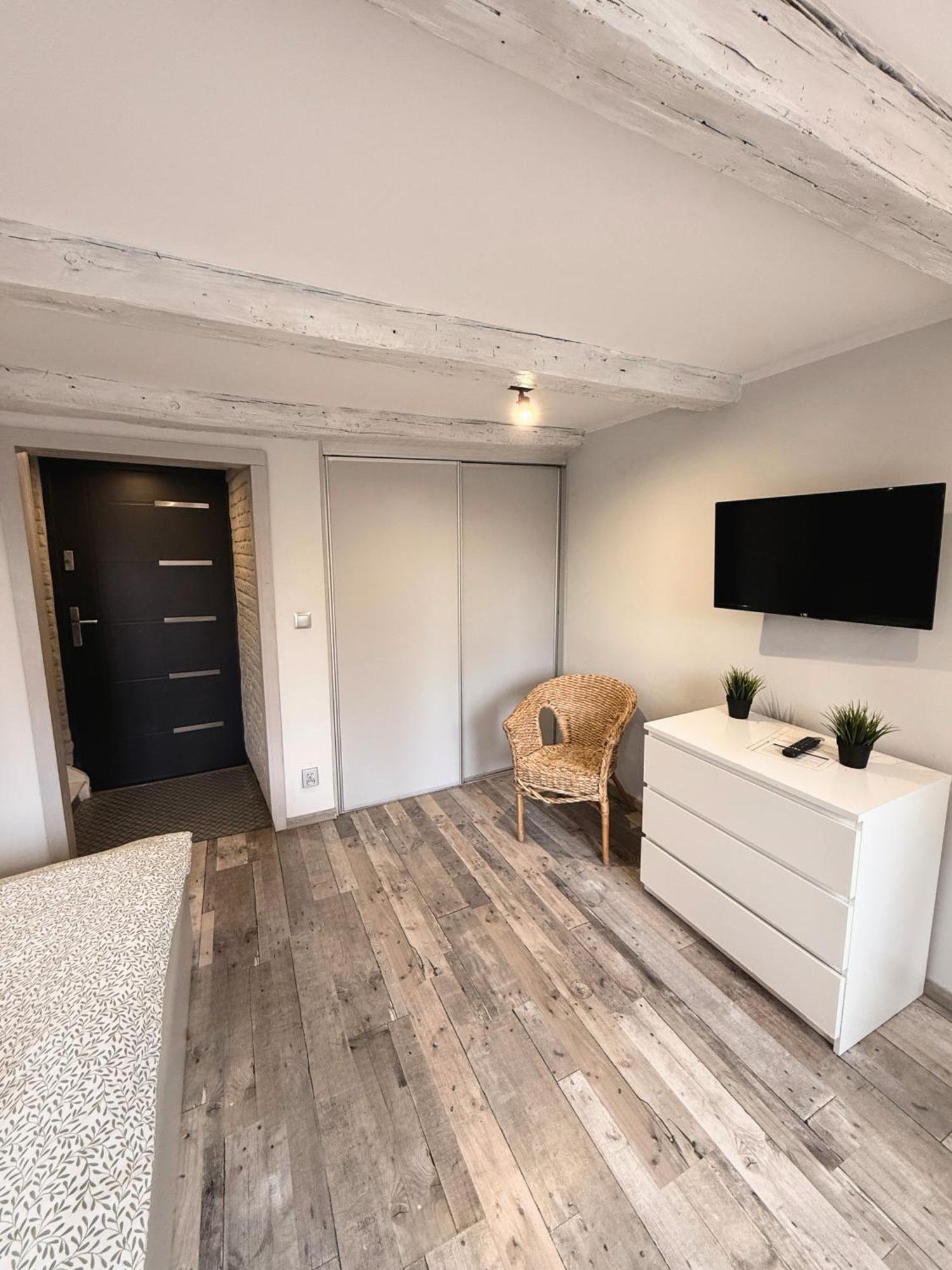 Apartament Z Widokiem Na Pomnik Kopernika - Rynek Staromiejski Stary Toruń المظهر الخارجي الصورة