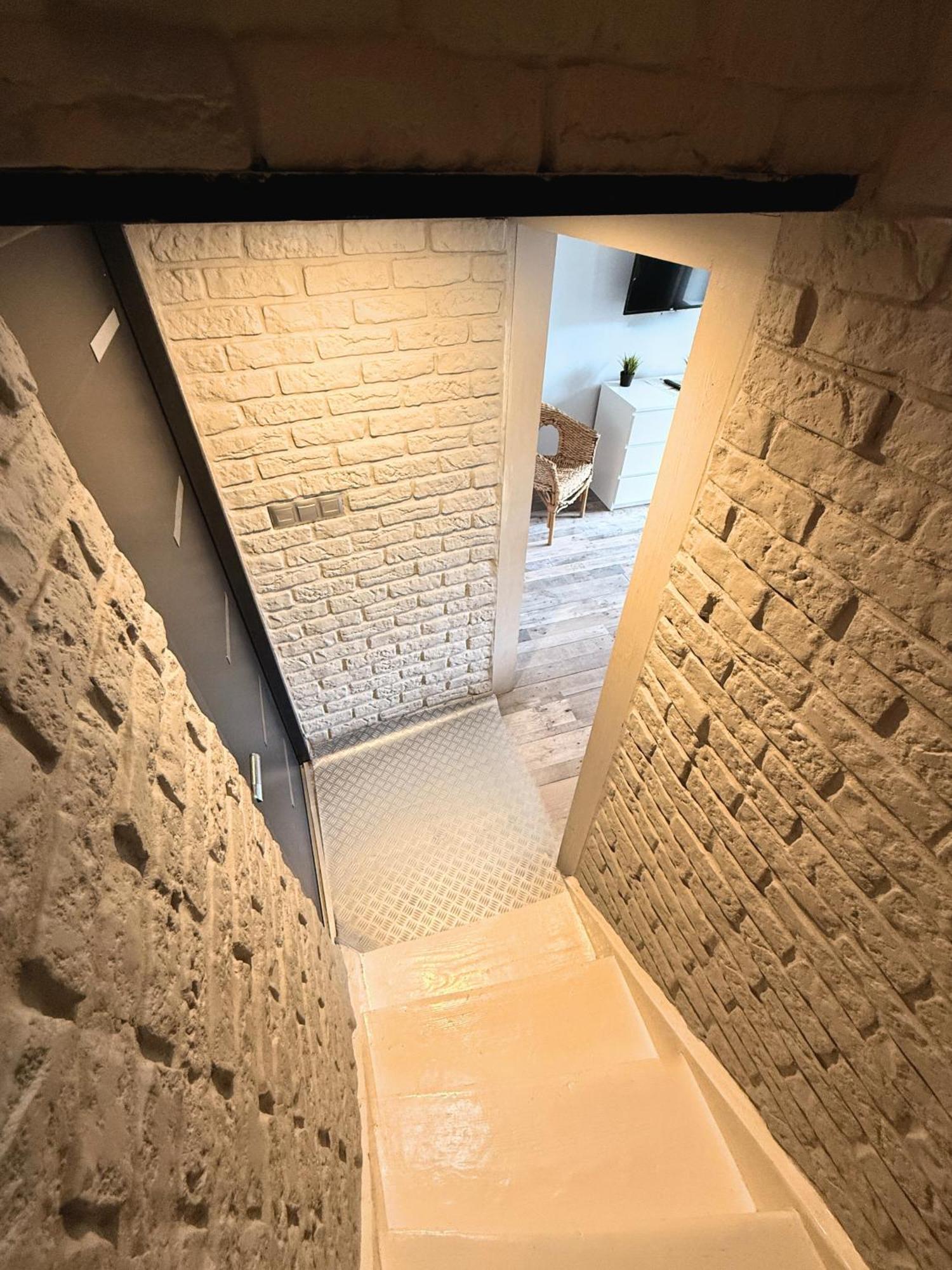 Apartament Z Widokiem Na Pomnik Kopernika - Rynek Staromiejski Stary Toruń المظهر الخارجي الصورة