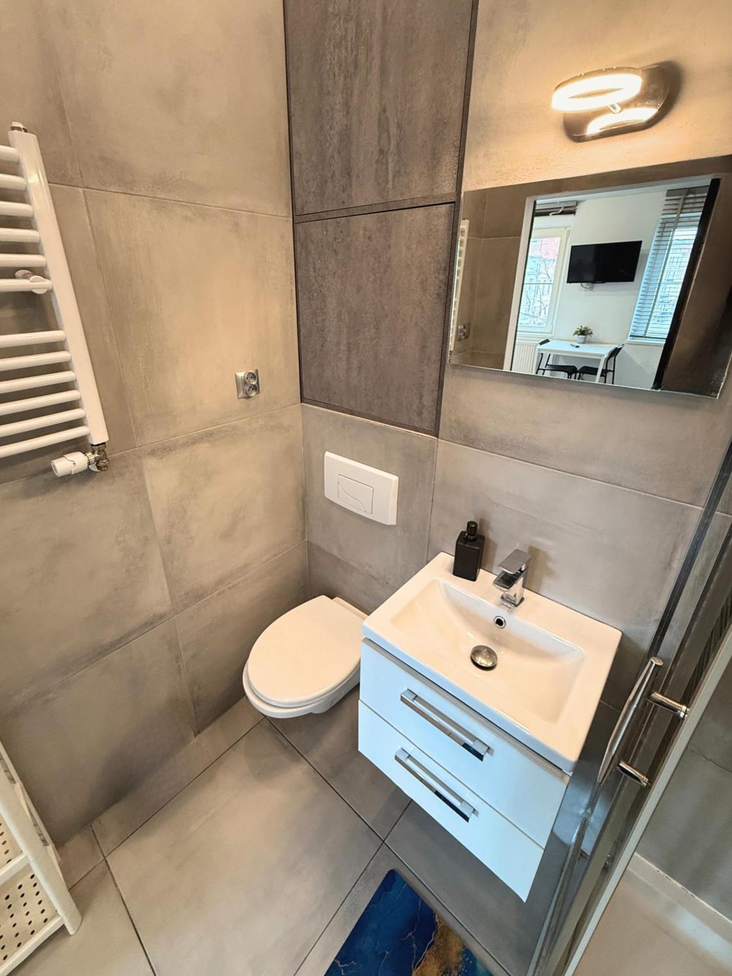 Apartament Z Widokiem Na Pomnik Kopernika - Rynek Staromiejski Stary Toruń المظهر الخارجي الصورة